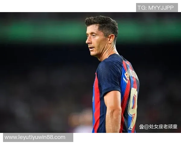 拜仁高层澄清巴萨未拖欠莱万多夫斯基转会费的传闻