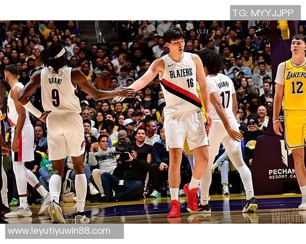 开拓者媒体人直言球队阵容问题严重三年后或将面临大换血